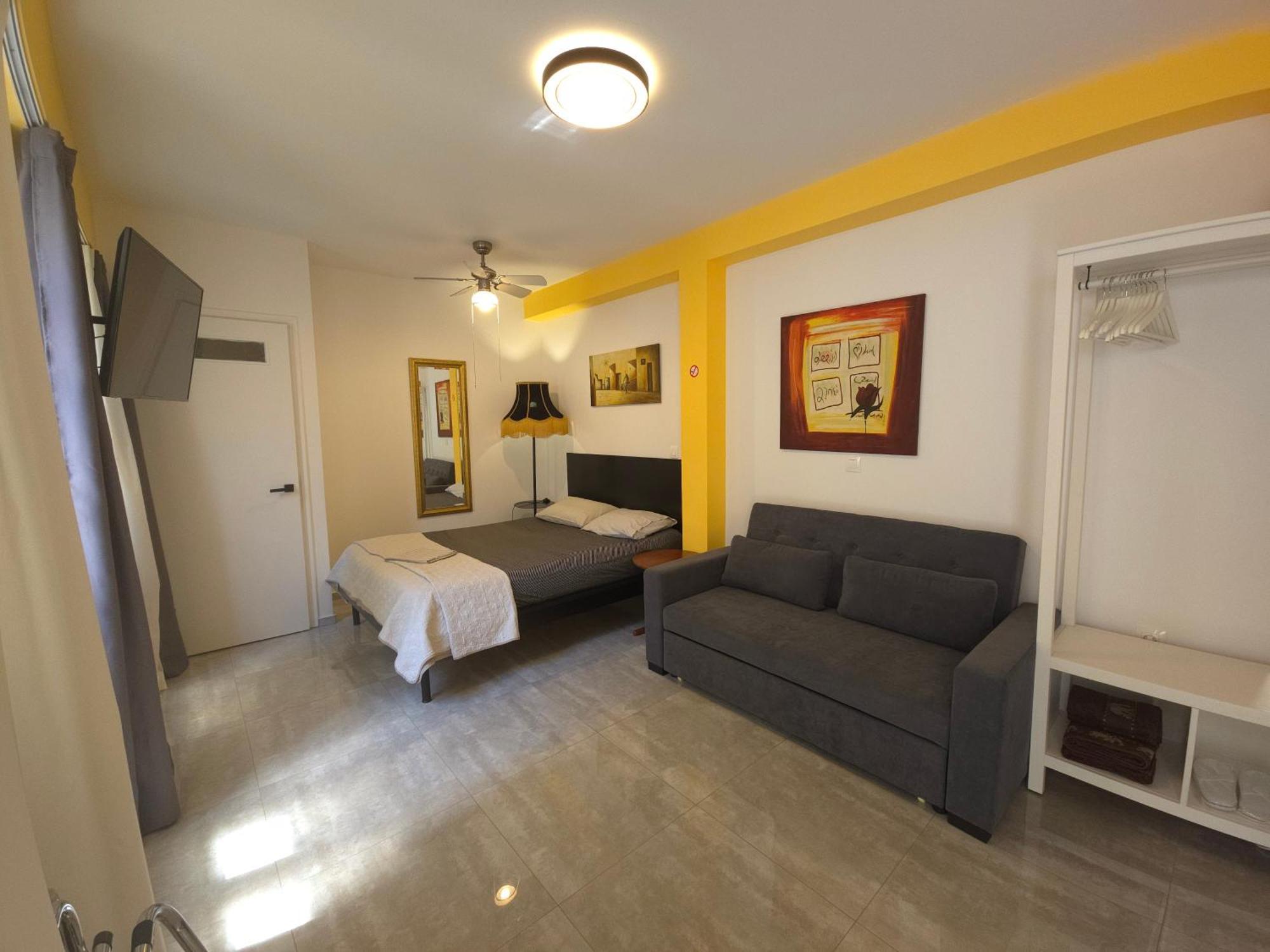Great 35 Sq M Studio On 1St Floor In Bohemian Psyri In Athens' Historic Center-In Vivo Apartments Bagian luar foto